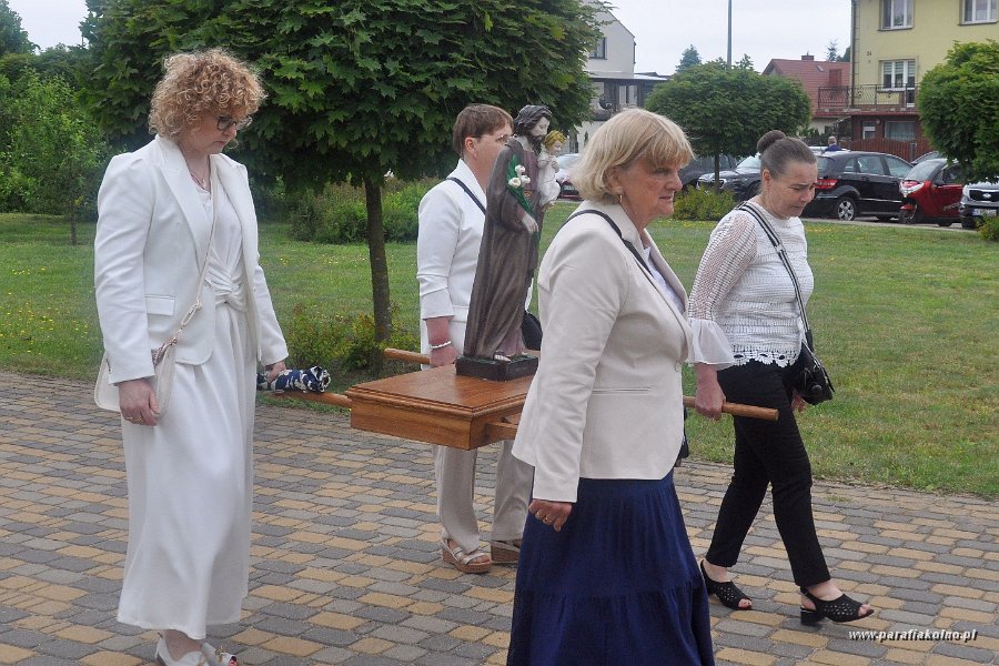 035 Procesja eucharystyczna.jpg